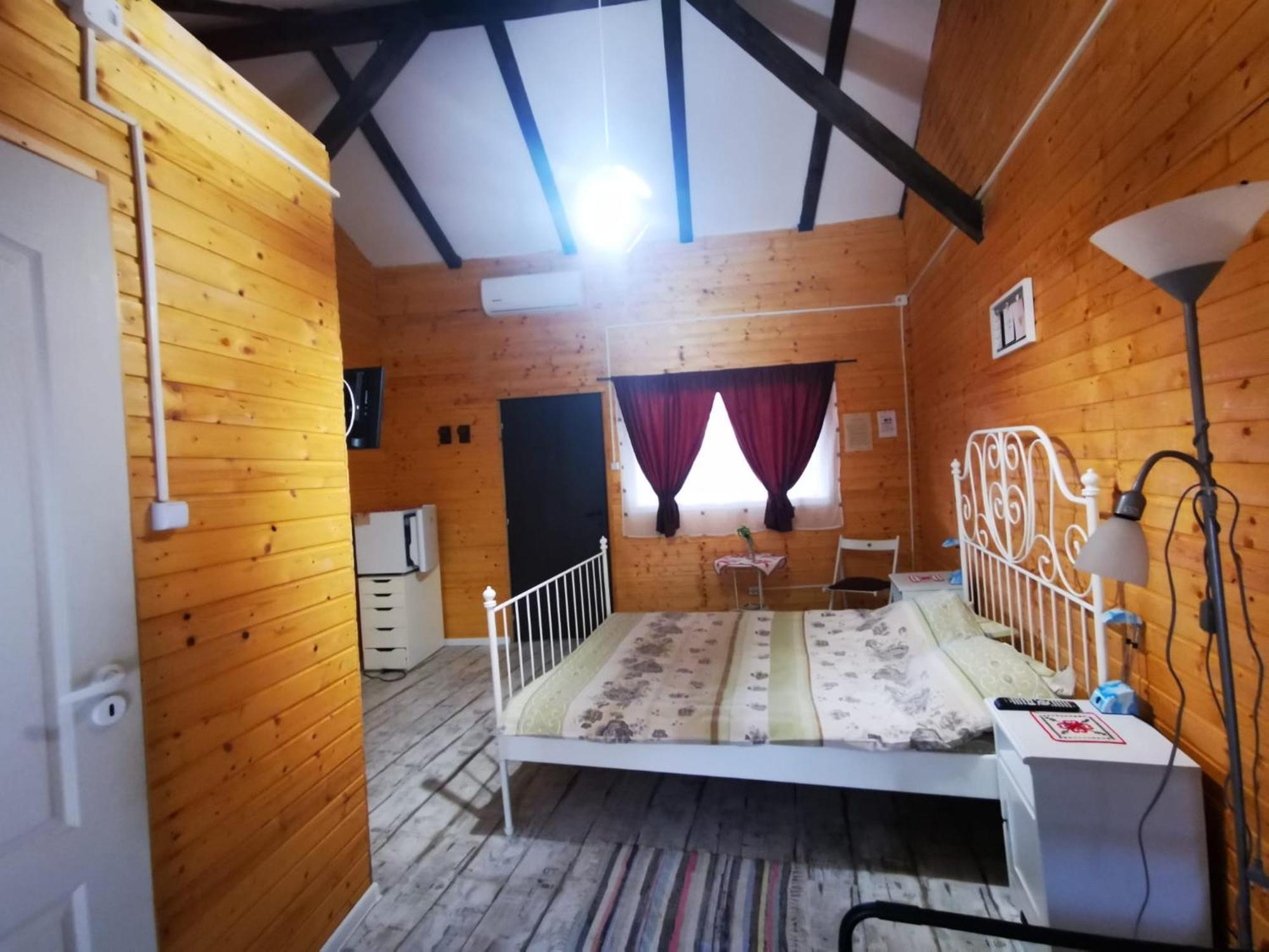 Casa De Oaspeti Dunarea La Cazane 두보바 외부 사진
