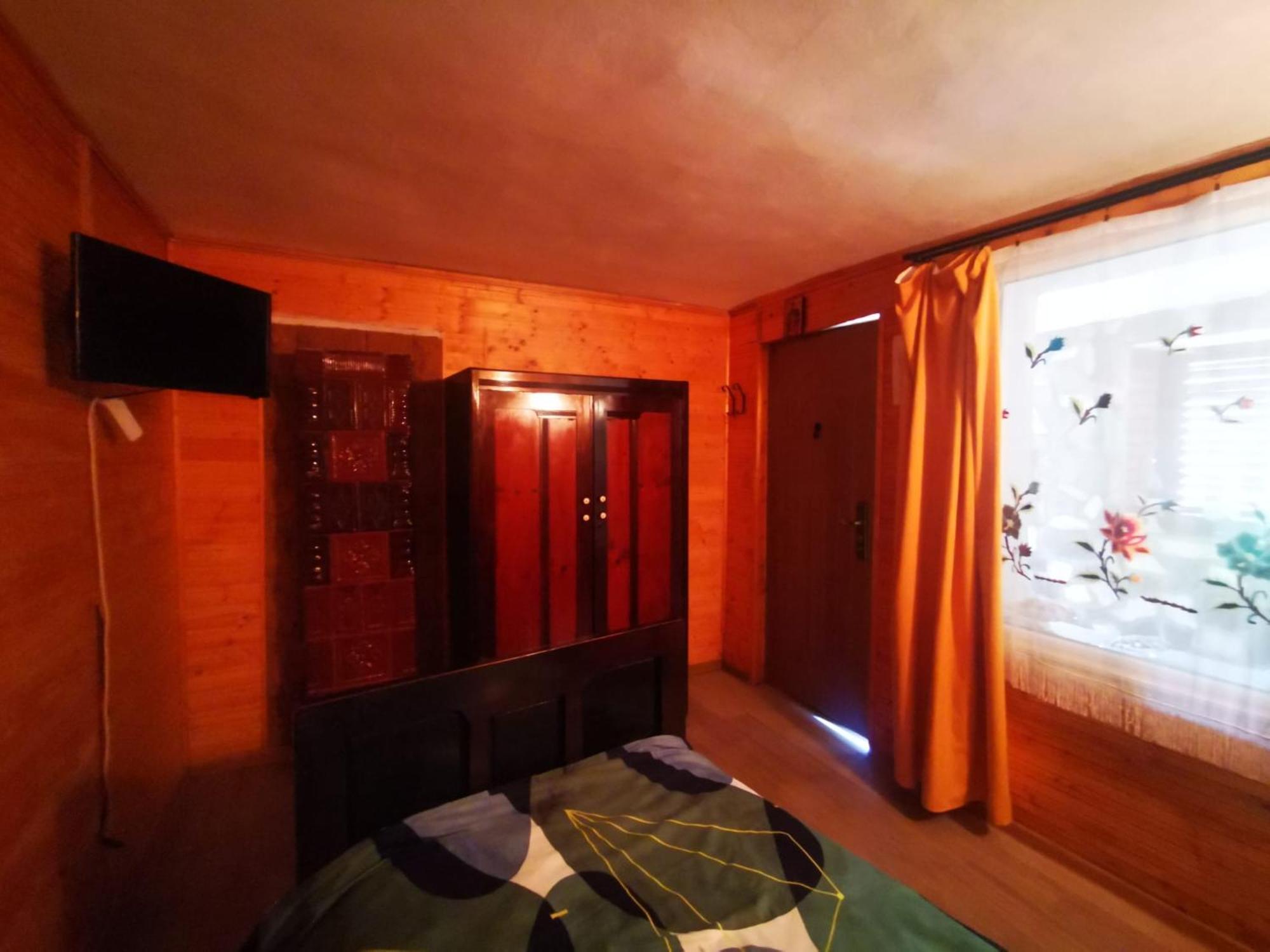 Casa De Oaspeti Dunarea La Cazane 두보바 외부 사진