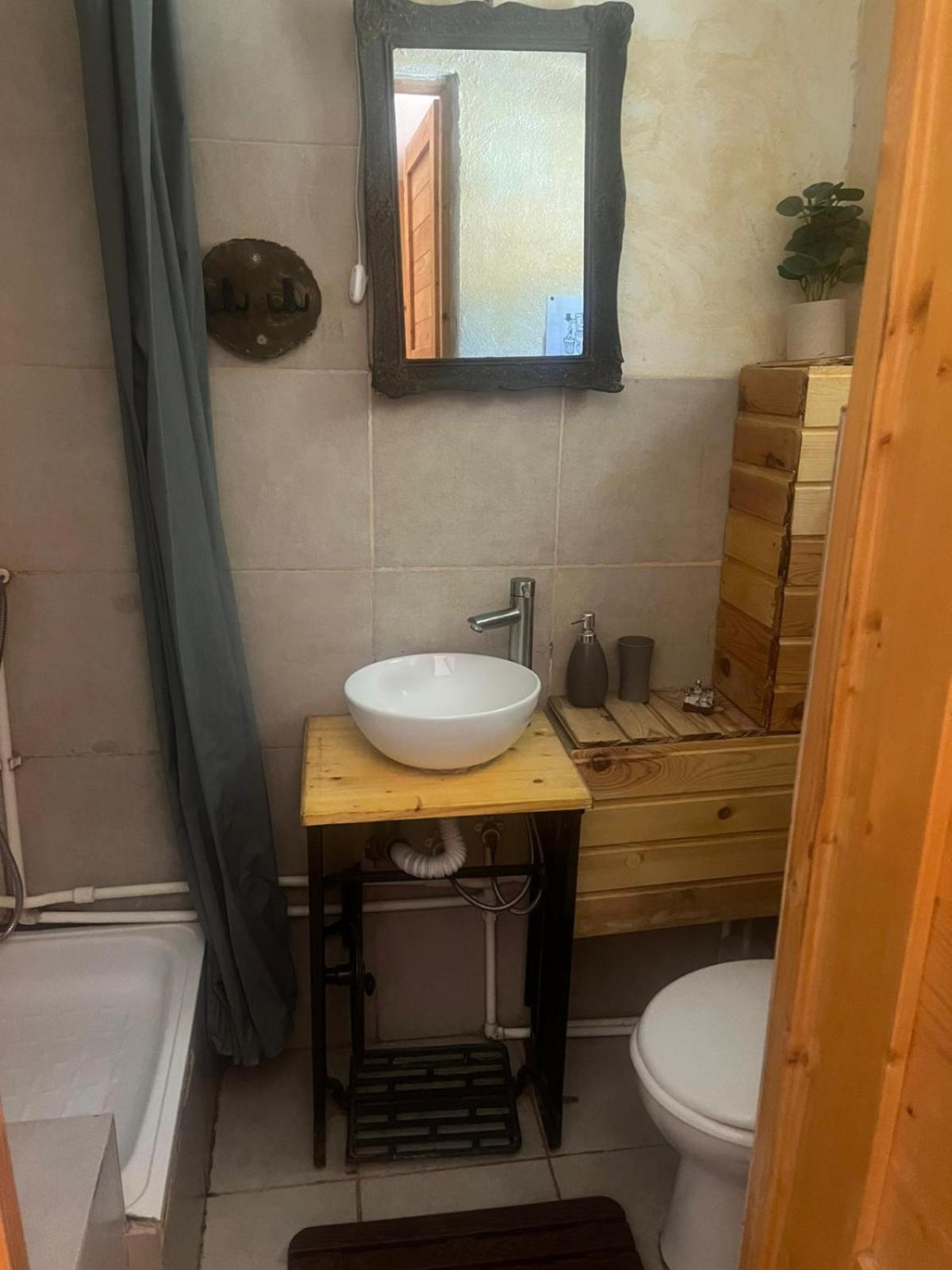 Casa De Oaspeti Dunarea La Cazane 두보바 외부 사진
